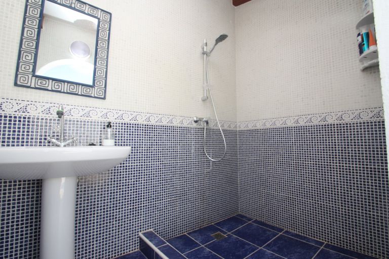 Property thumbnail 32