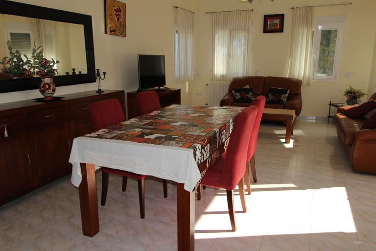 Property thumbnail 11