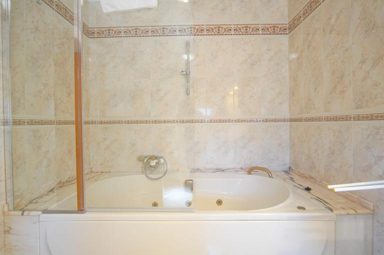 Property thumbnail 31
