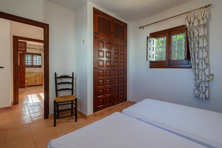 Property thumbnail 34
