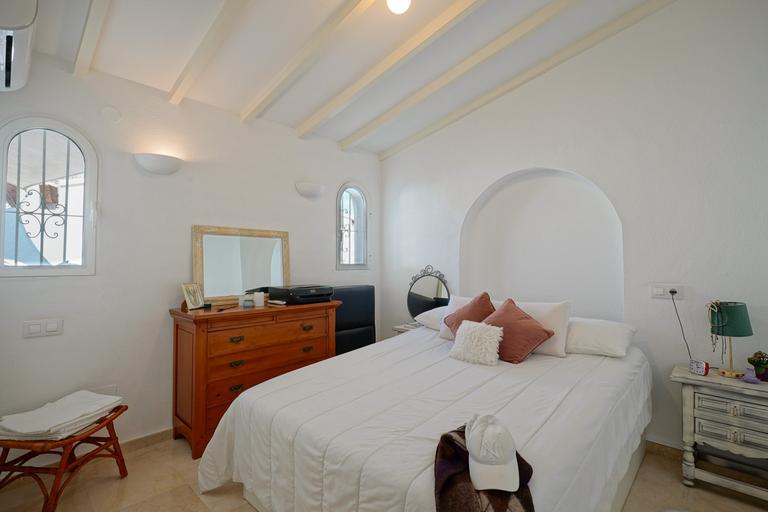 Property thumbnail 18