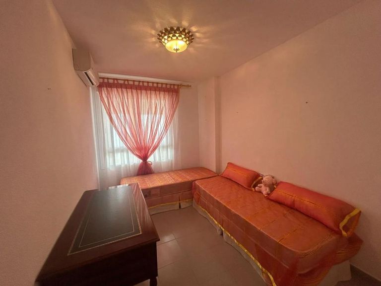 Property thumbnail 2