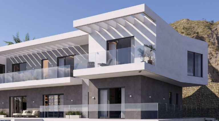 Property thumbnail 2