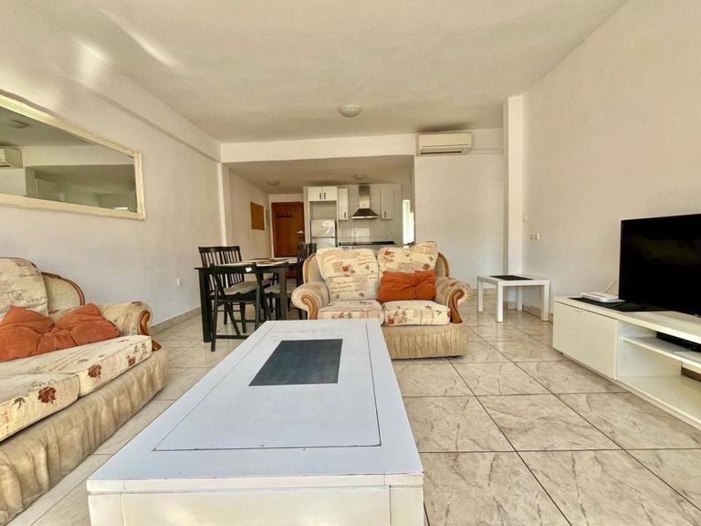 Property thumbnail 2