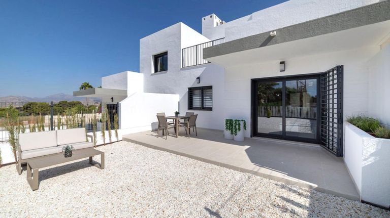 Property thumbnail 2