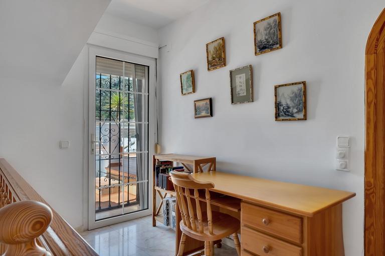 Property thumbnail 18
