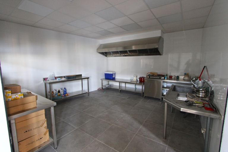 Property thumbnail 8