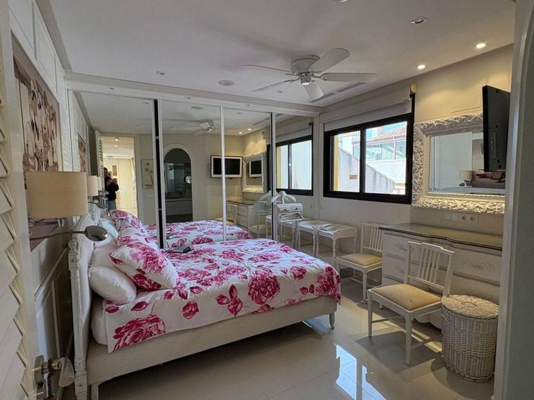 Property thumbnail 3