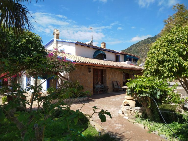 Property thumbnail 36
