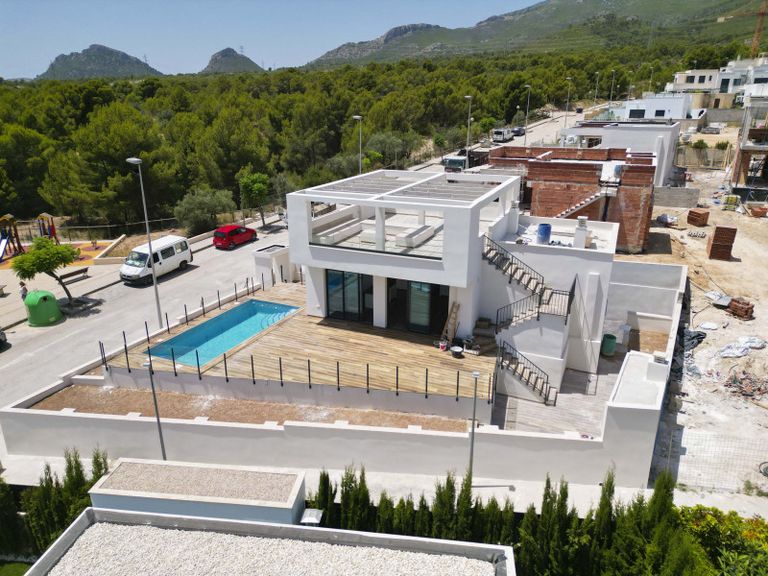 Property thumbnail 1