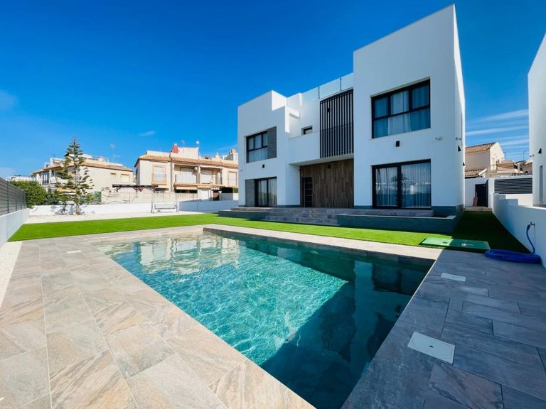 Property thumbnail 1