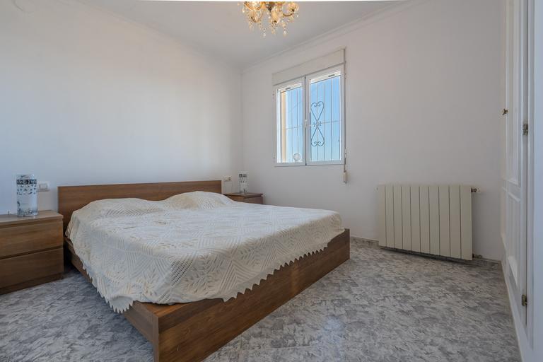 Property thumbnail 12