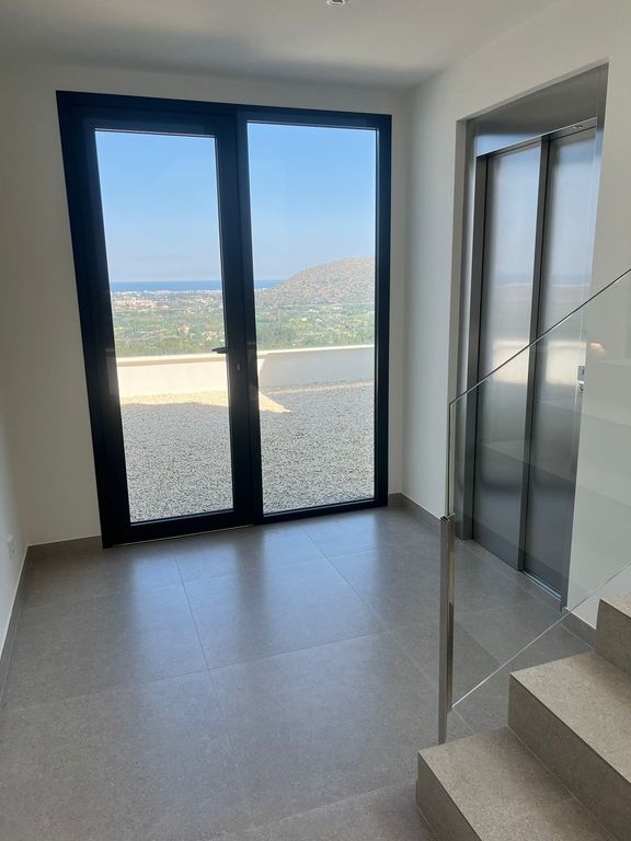 Property thumbnail 43
