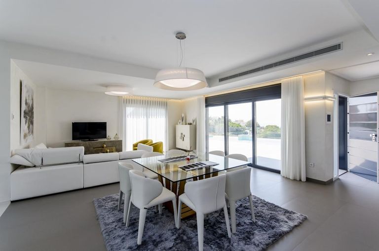 Property thumbnail 6