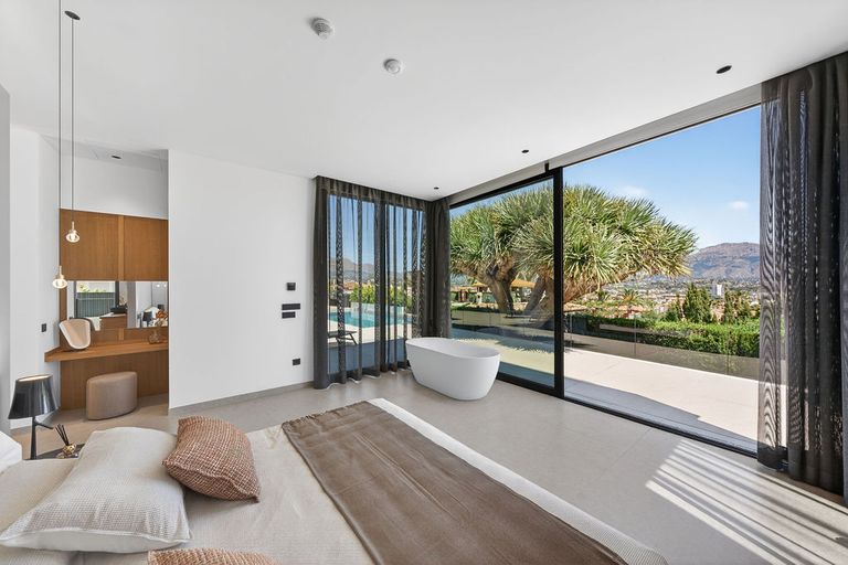 Property thumbnail 22