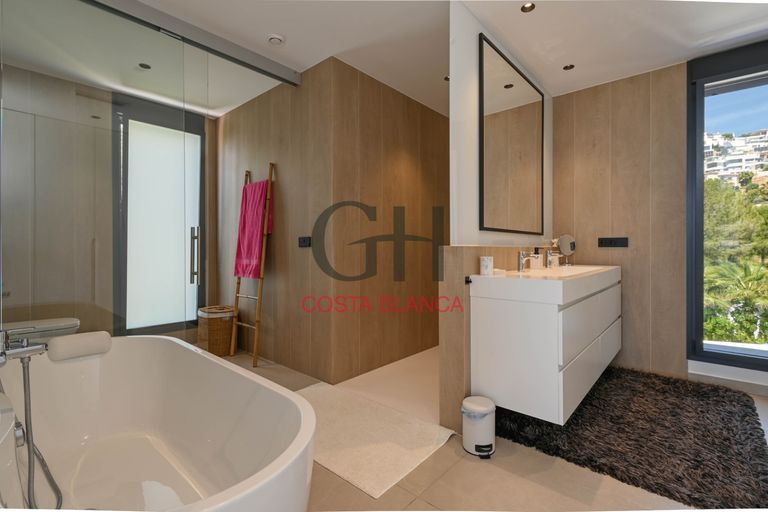 Property thumbnail 47