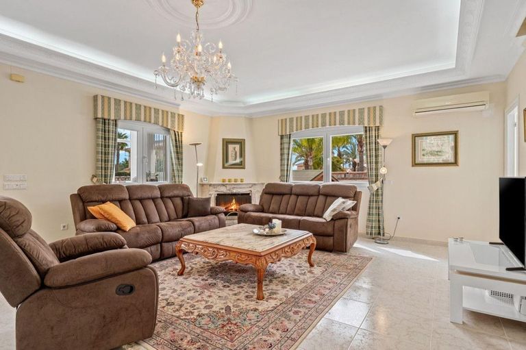 Property thumbnail 4