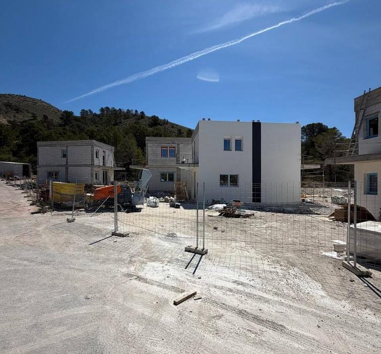 Property thumbnail 16