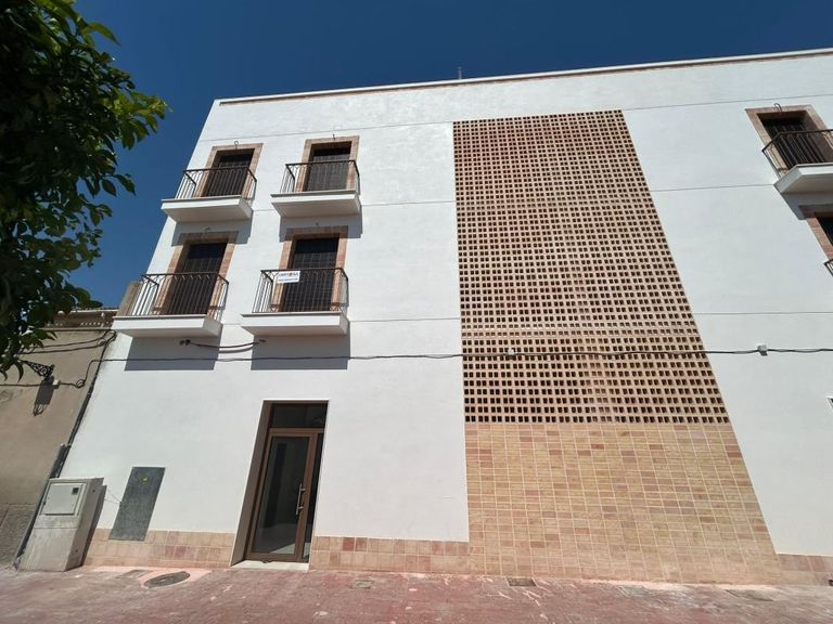 Property thumbnail 3