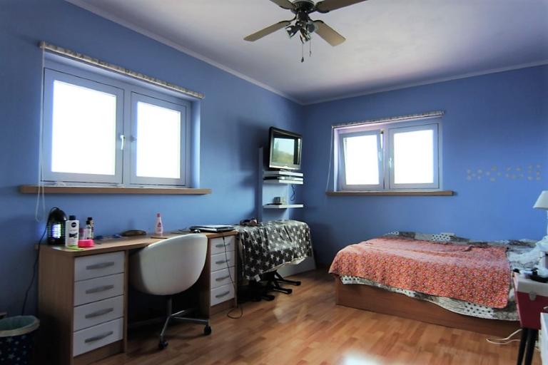 Property thumbnail 17