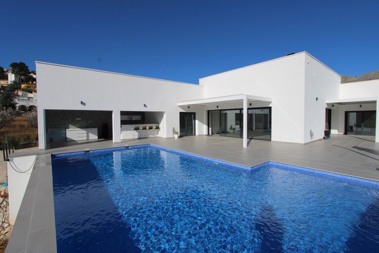 Property thumbnail 12