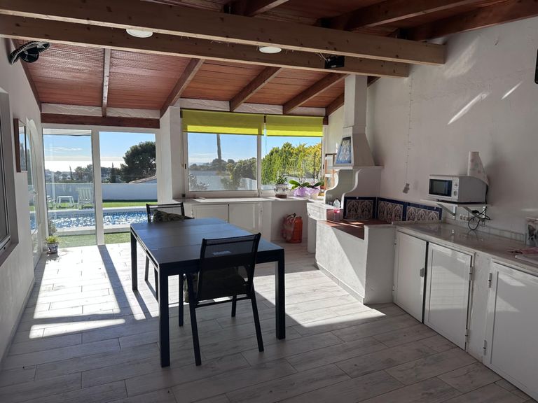 Property thumbnail 15