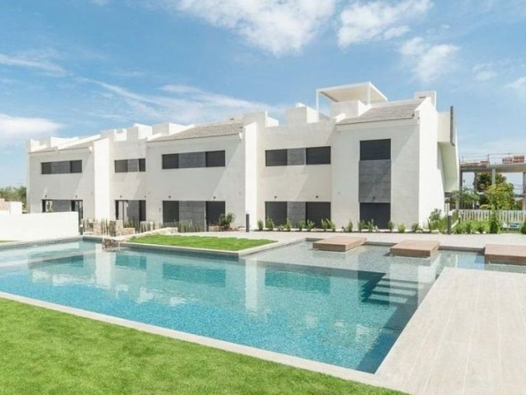 Property thumbnail 2
