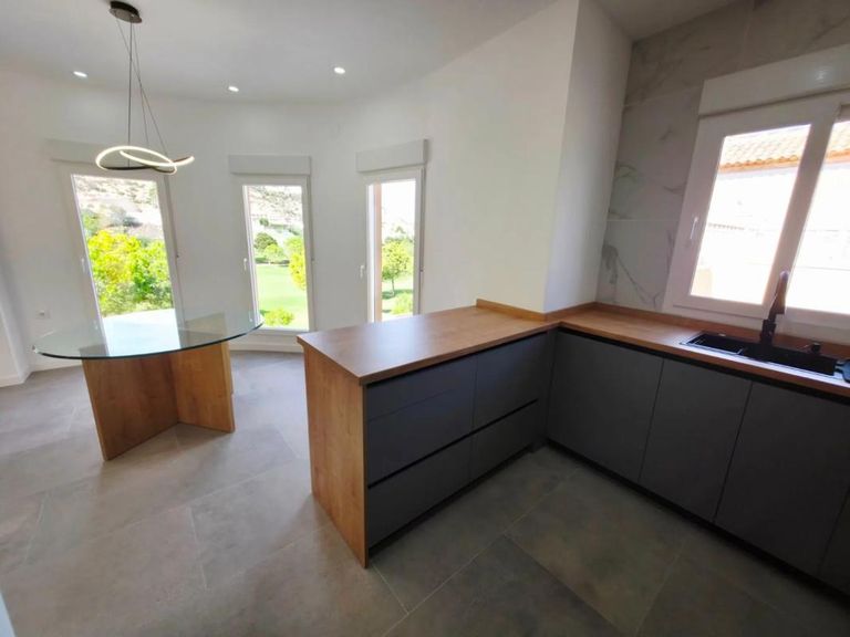 Property thumbnail 17