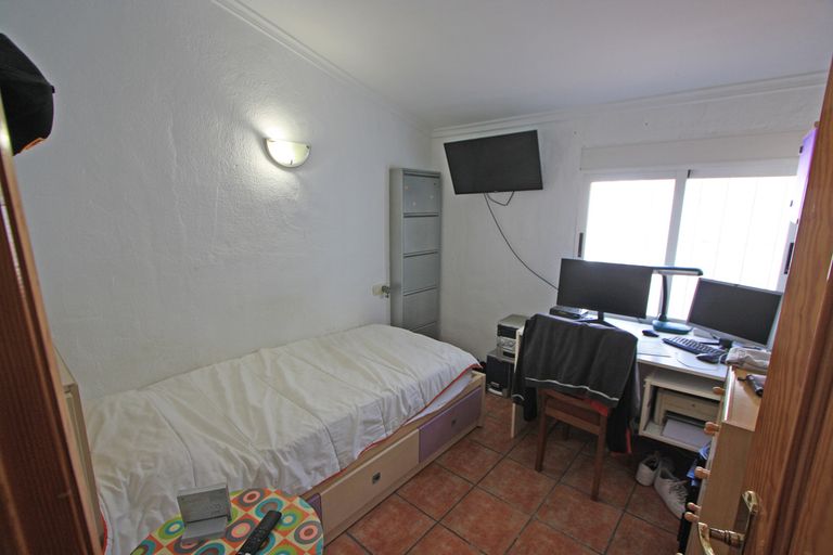 Property thumbnail 11