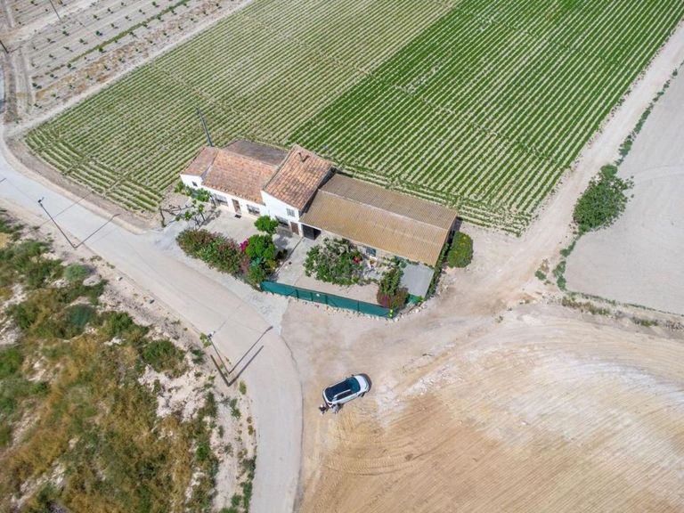 Property thumbnail 6