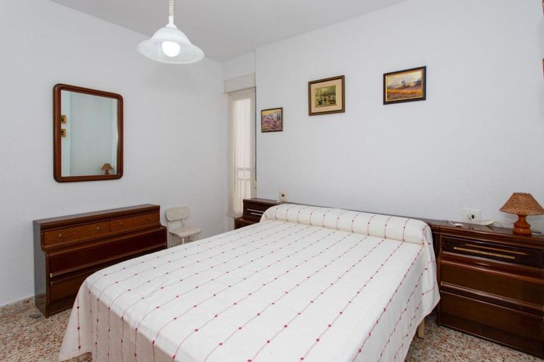 Property thumbnail 1