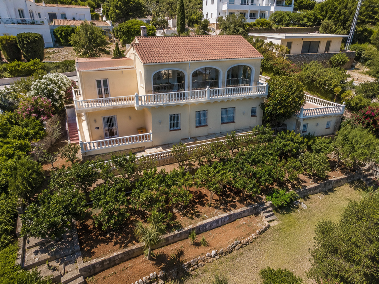 Property thumbnail 1