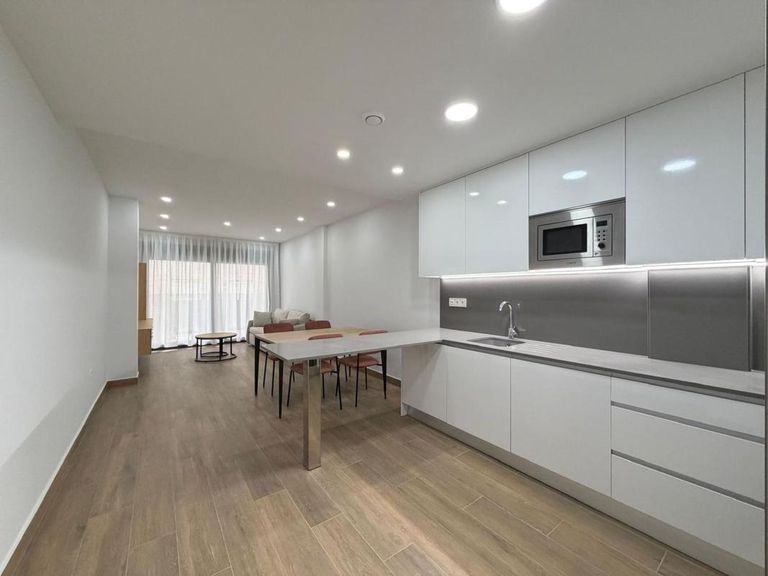 Property thumbnail 1