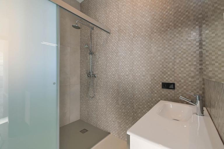 Property thumbnail 23