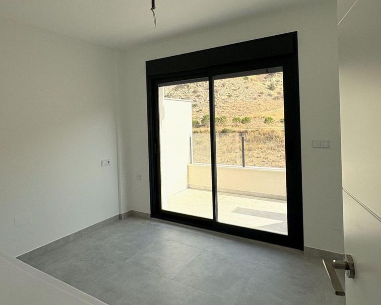 Property thumbnail 18