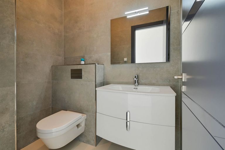 Property thumbnail 33