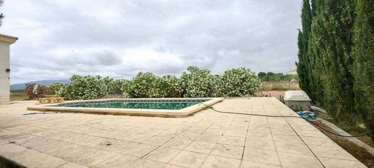 Property thumbnail 18