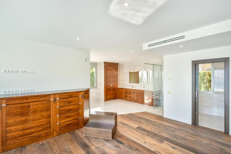 Property thumbnail 19