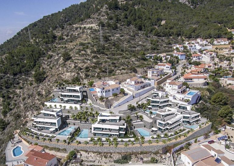 Property thumbnail 3