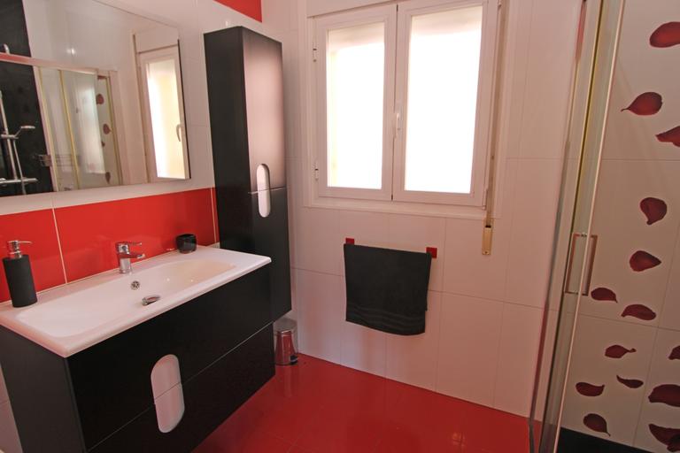 Property thumbnail 16