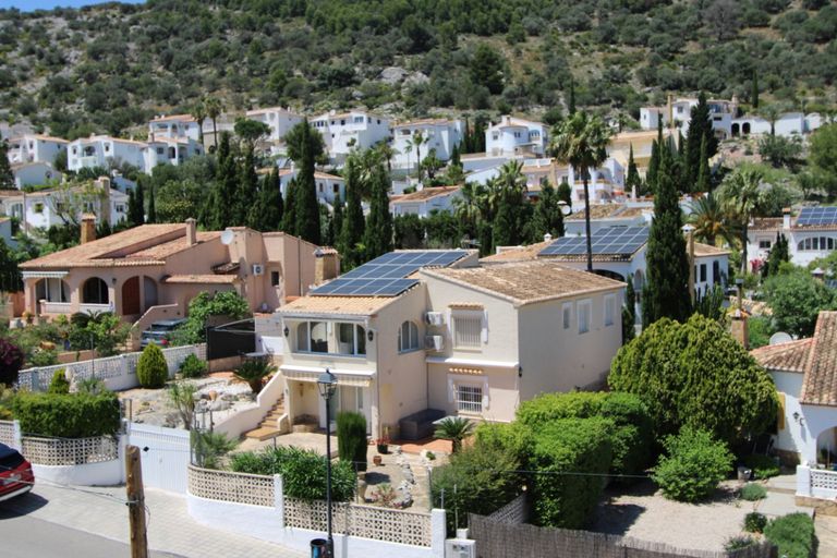 Property thumbnail 1