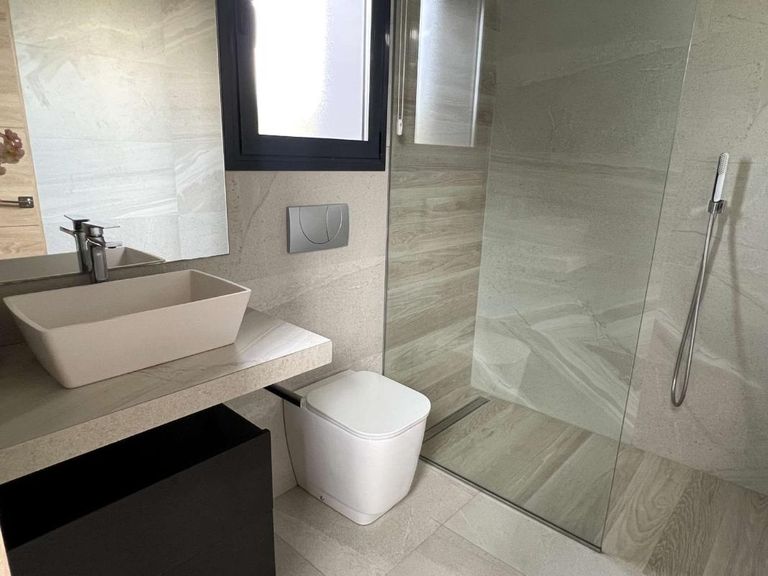 Property thumbnail 19