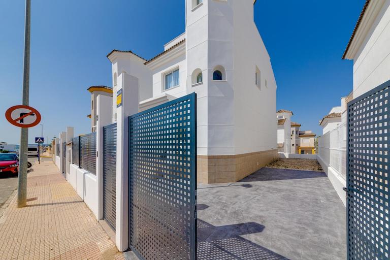 Property thumbnail 8