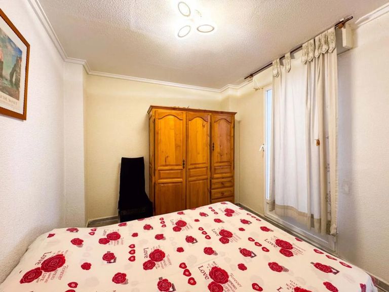 Property thumbnail 12
