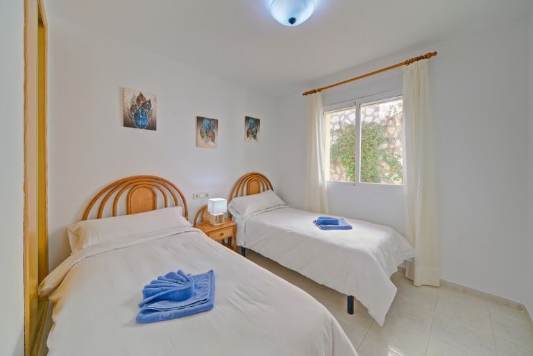 Property thumbnail 9