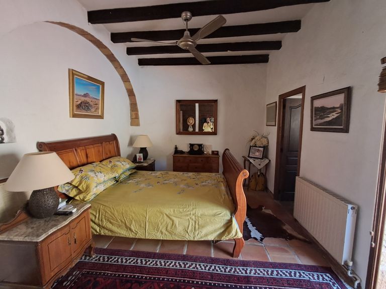 Property thumbnail 41
