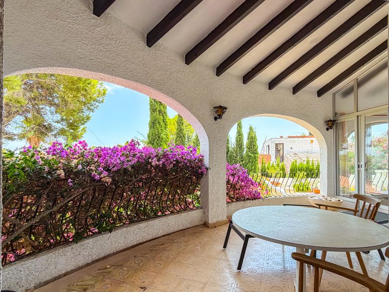 Property thumbnail 38
