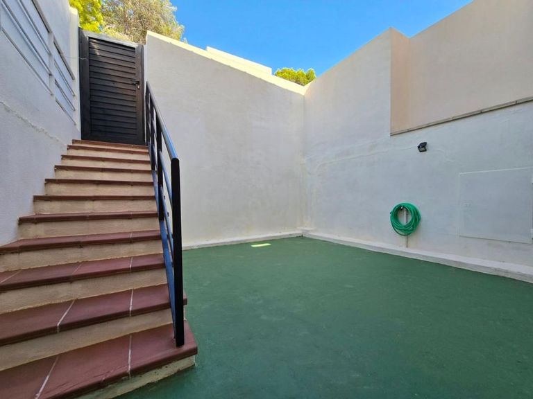Property thumbnail 7