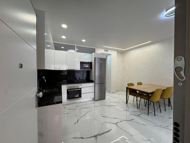 Property thumbnail 3
