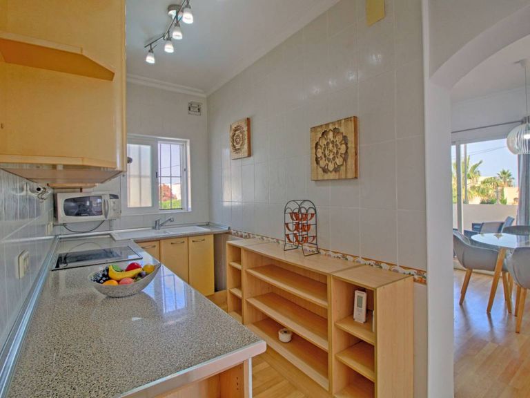 Property thumbnail 25